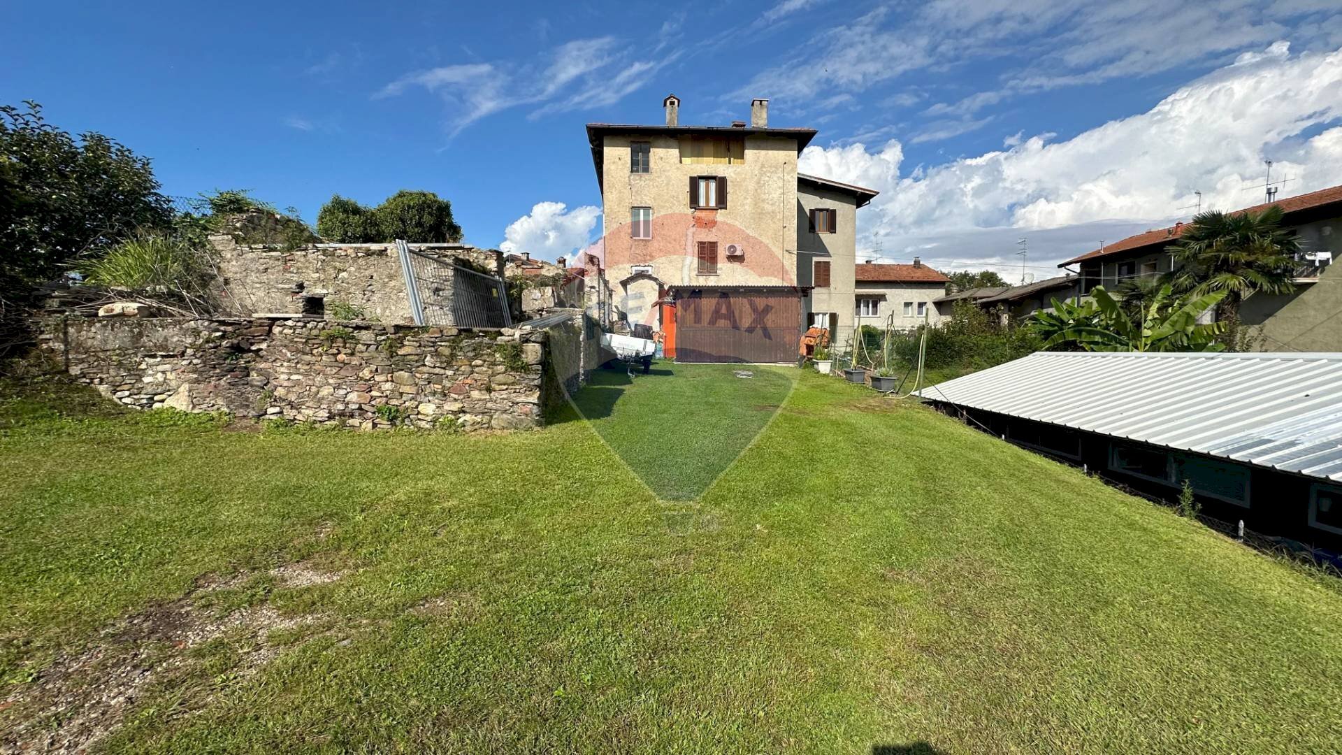 Casa all\'aperto - Quadrilocale Via Pianazzo
 
19, Luino - foto 1