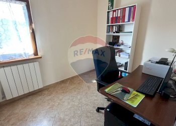 Ufficio - Quadrilocale Via Pianazzo
 
19, Luino - foto 15