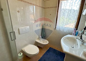 Bagno - Quadrilocale Via Pianazzo
 
19, Luino - foto 19