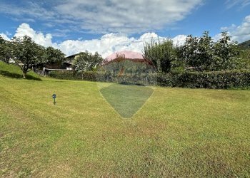 Giardino - Quadrilocale Via Pianazzo
 
19, Luino - foto 22