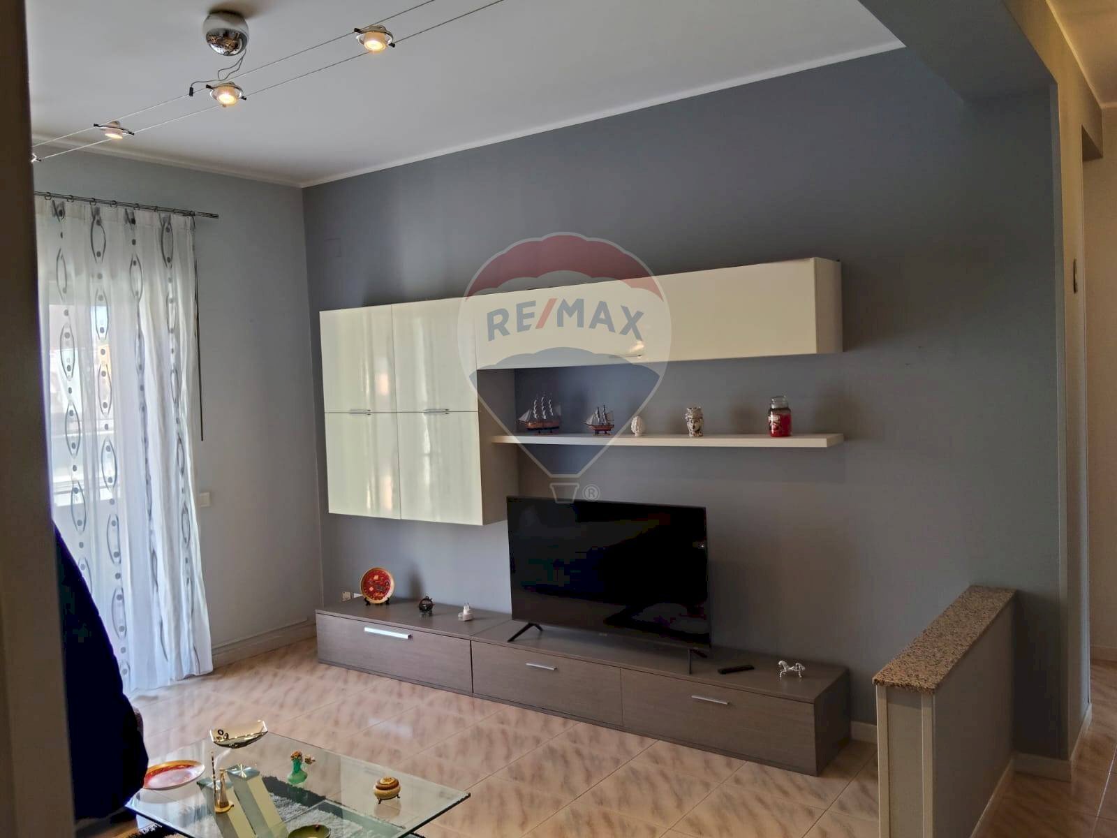 Soggiorno - Appartamento Via Salvo D'acquisto
 
33, Aci Catena - foto 3