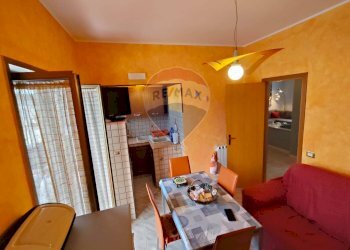 Sala da pranzo - Appartamento Via Salvo D'acquisto
 
33, Aci Catena - foto 8