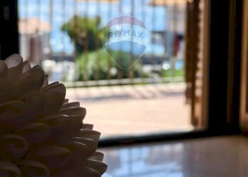 Vista dell\'acqua - Quadrilocale via del mare
 
14, Acireale - foto 10