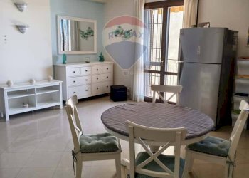 Sala da pranzo - Quadrilocale via del mare
 
14, Acireale - foto 13