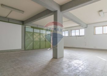 Stanza vuota - Box VIA SAN GIACOMO
 
12, Catania - foto 5