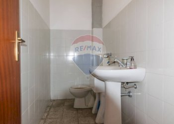 Bagno - Box VIA SAN GIACOMO
 
12, Catania - foto 9