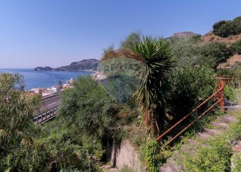 Vista dell\'acqua - Bilocale Contrada Andreana
 
snc, Letojanni - foto 25