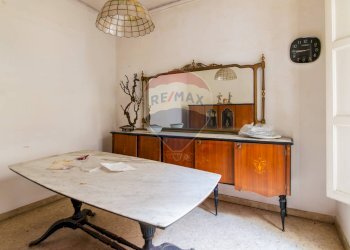 Sala da pranzo - Appartamento Via Etnea
 
192, Tremestieri Etneo - foto 26