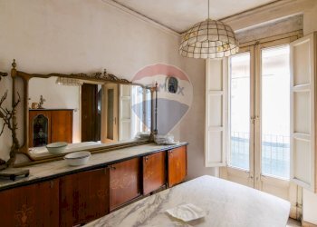 Camera / camera da letto - Appartamento Via Etnea
 
192, Tremestieri Etneo - foto 27