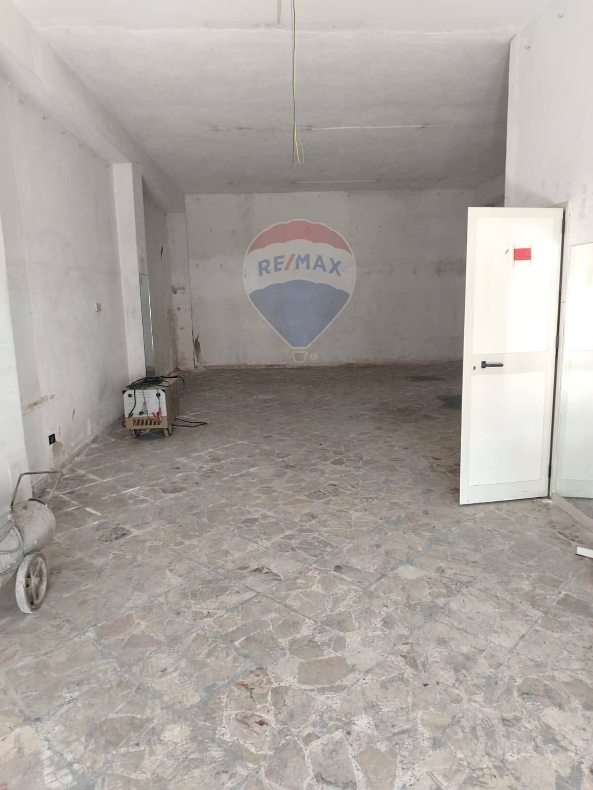 Parcheggio - Locale Commerciale Via Generale Cascino
 
150, Gela - foto 3