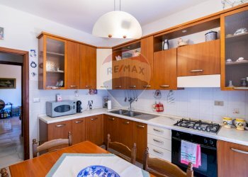 Cucina - Quadrilocale Via Virgilio
 
3, Aci Catena - foto 7