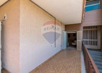 Terrazza - Quadrilocale Via Virgilio
 
3, Aci Catena - foto 14