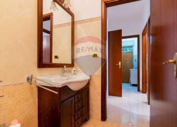 Bagno - Quadrilocale Via Virgilio
 
3, Aci Catena - foto 16