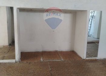 Stanza vuota - Locale Commerciale Via Generale Cascino
 
144/146, Gela - foto 4