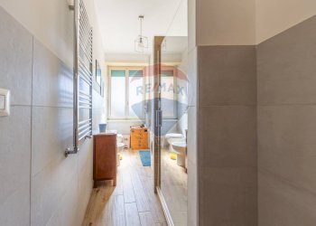 Bagno - Bilocale Largo Pannonia
 
23, Roma - foto 18