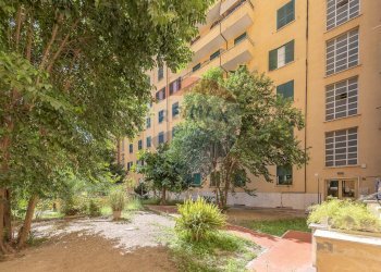 Edificio all\'aperto - Bilocale Largo Pannonia
 
23, Roma - foto 21