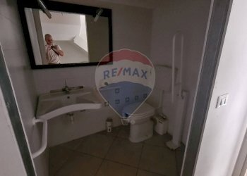 Bagno - Locale Commerciale piazzetta madonna della quiete
 
1, Empoli - foto 12