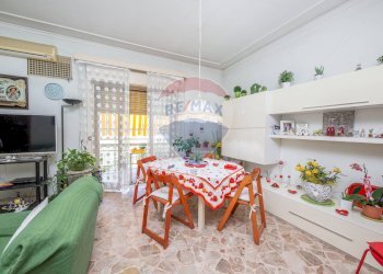 Sala da pranzo - Appartamento VIA LUIGI EINAUDI
 
11, Sant'Agata Li Battiati - foto 16