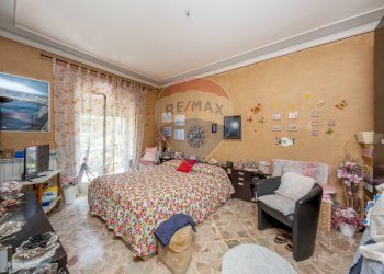 Camera / camera da letto - Appartamento VIA LUIGI EINAUDI
 
11, Sant'Agata Li Battiati - foto 20