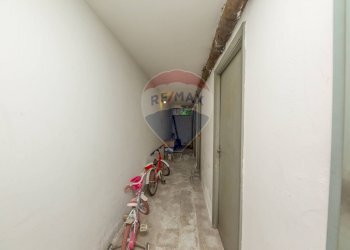 Hall / corridoio - Appartamento VIA LUIGI EINAUDI
 
11, Sant'Agata Li Battiati - foto 31