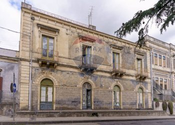 Edificio all\'aperto - Casa indipendente Piazza Carmine 1, Nicolosi - foto 10