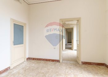 Stanza vuota - Casa indipendente Piazza Carmine 1, Nicolosi - foto 15