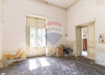 Stanza vuota - Casa indipendente Piazza Carmine 1, Nicolosi - foto 16