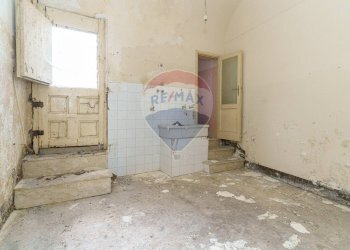 Stanza vuota - Casa indipendente Piazza Carmine 1, Nicolosi - foto 23