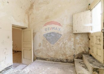 Stanza vuota - Casa indipendente Piazza Carmine 1, Nicolosi - foto 25