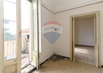 Stanza vuota - Casa indipendente Piazza Carmine 1, Nicolosi - foto 3