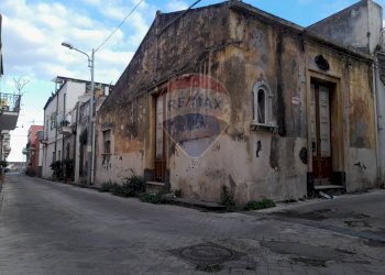 Edificio all\'aperto - Independent house Via San Sebastiano
 
2, Riposto - photo 36