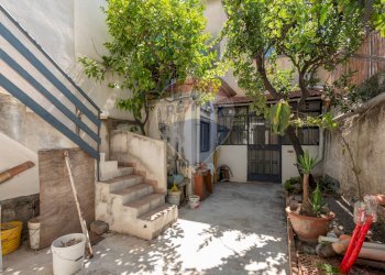 Terrazza - Casa indipendente via Sebastiano Catania
 
28, Catania - foto 45