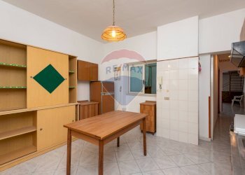 Sala da pranzo - Casa indipendente via Sebastiano Catania
 
28, Catania - foto 59