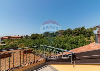 Balcone - Attic Via Salerno
 
8, San Giovanni la Punta - photo 17