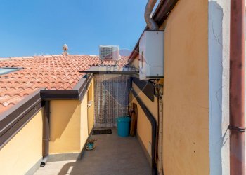 Terrazza - Attic Via Salerno
 
8, San Giovanni la Punta - photo 18