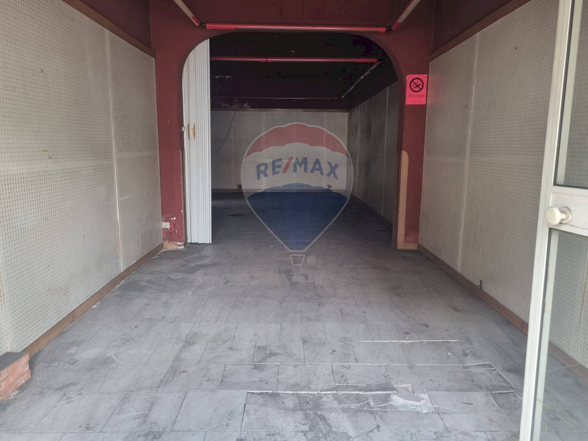 Parcheggio - Shop Via Vincenzo Casagrandi
 
36, Catania - photo 1