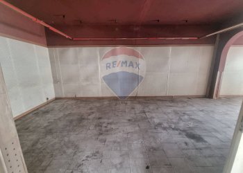 Stanza vuota - Shop Via Vincenzo Casagrandi
 
36, Catania - photo 3