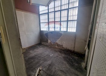 Stanza vuota - Shop Via Vincenzo Casagrandi
 
36, Catania - photo 4