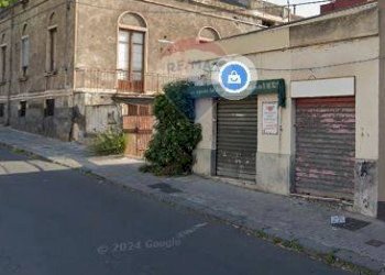 Edificio all\'aperto - Shop Via Vincenzo Casagrandi
38, Catania - photo 4