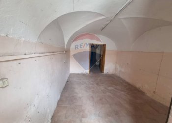 Stanza vuota - Bilocale Via Vincenzo Casagrandi
 
40, Catania - foto 1