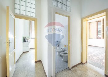 Hall / corridoio - Appartamento Via Merlino
 
37, Catania - foto 16