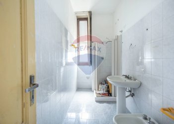 Bagno - Appartamento Via Merlino
 
37, Catania - foto 18