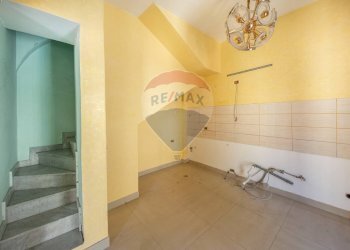 Scale - Appartamento Via Vittorio Emanuele
 
275, Catania - foto 4