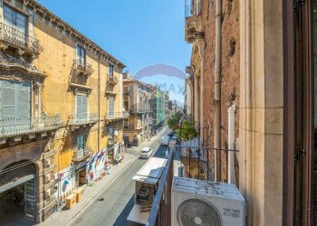 Edificio all\'aperto - Appartamento Via Vittorio Emanuele
 
275, Catania - foto 31