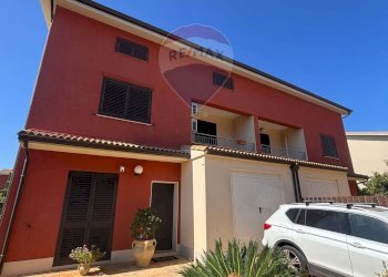 Casa all\'aperto - Casa semi indipendente via panoramica
 
snc, Augusta - foto 1