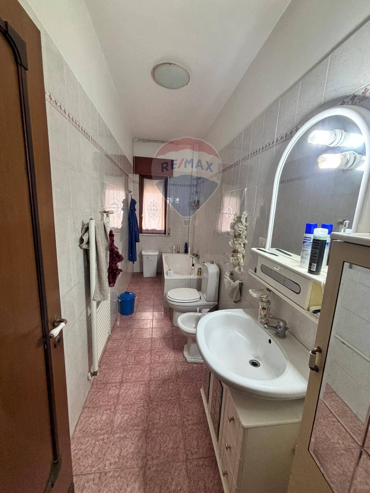 Bagno - Trilocale via trieste
 
7, Augusta - foto 3