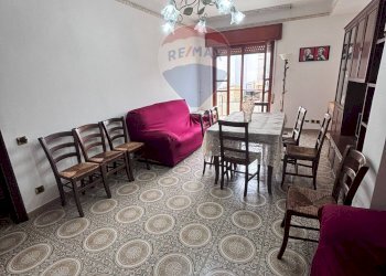 Sala da pranzo - Trilocale via trieste
 
7, Augusta - foto 14