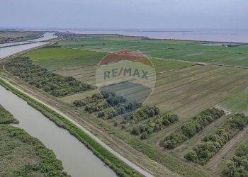 Edificio all\'aperto - Terreno agricolo Via per Gorino, Goro - foto 3