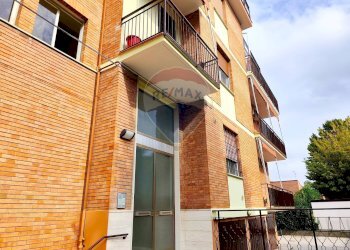 Edificio all\'aperto - Quadrilocale Ferrara - foto 13