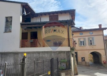 Edificio all\'aperto - Casa indipendente Endine Gaiano - foto 4